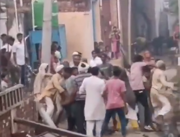 मुज़फ्फरनगर के गांव में बुग्गी से बल्ली टकराई, विवाद ने लिया हिंसक रूप