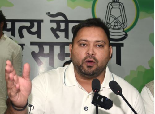 बिहार चुनाव: राजद ने जारी की 143 उम्मीदवारों की सूची, राघोपुर से तेजस्वी, छपरा से खेसारी लाल