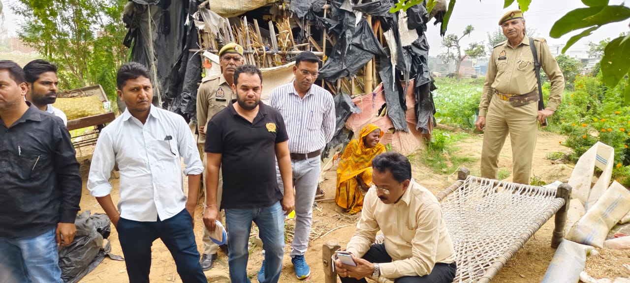 संभल में योगी सरकार की बड़ी कार्रवाई - 28 करोड़ की सरकारी जमीन से हटाया गया अवैध कब्जा