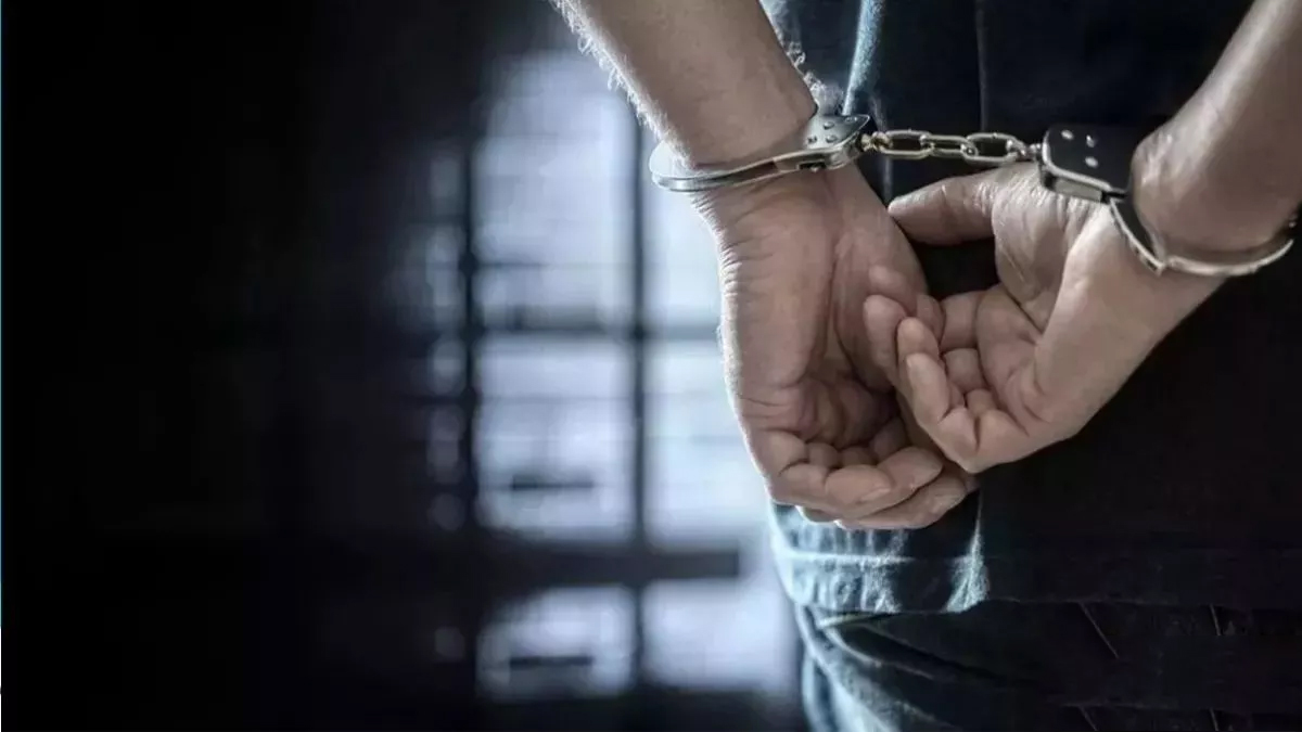 फतेहाबाद पुलिस ने सोशल मीडिया पर हथियार प्रदर्शन करने वाले तीन युवकों को किया गिरफ्तार