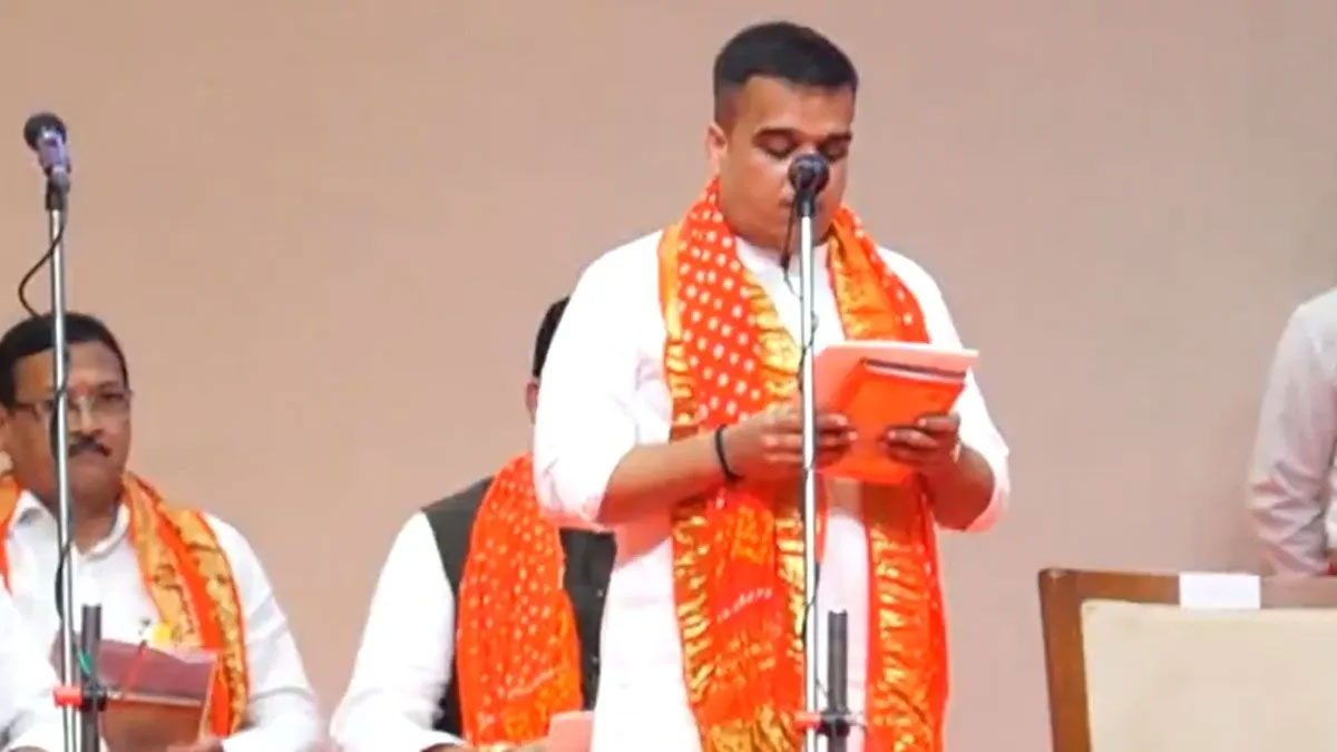गुजरात की राजनीति में भारी फेरबदल: भूपेंद्र पटेल मंत्रिमंडल में नया चेहरा, हर्ष सांघवी बने डिप्टी सीएम, देखें पूरी टीम