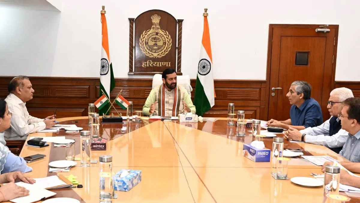 हरियाणा के सरकारी अस्पतालों में दिखेगा बड़ा बदलाव: सीएम सैनी ने दिए आदेश, हर मरीज को मिलेगी आधुनिक सुविधा