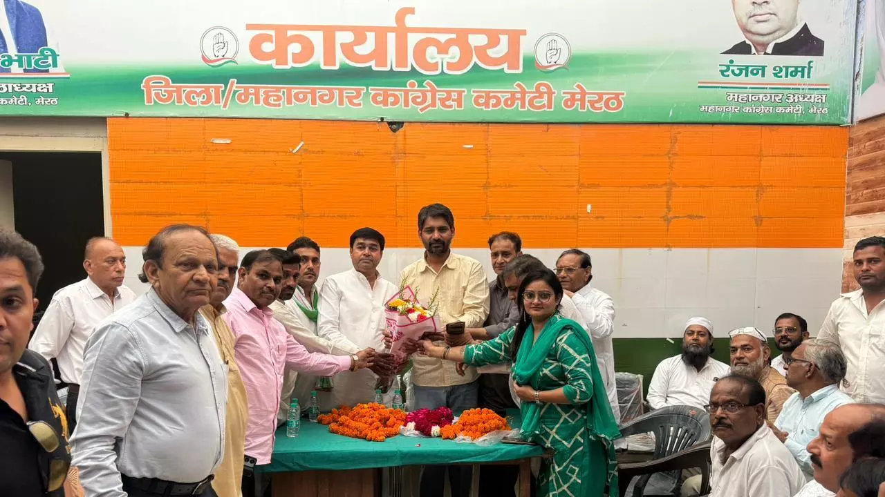  मेरठ में कांग्रेस का ‘संगठन सृजन अभियान’, प्रदीप नरवाल बोले– हर बूथ पर सक्रिय रहें कार्यकर्ता