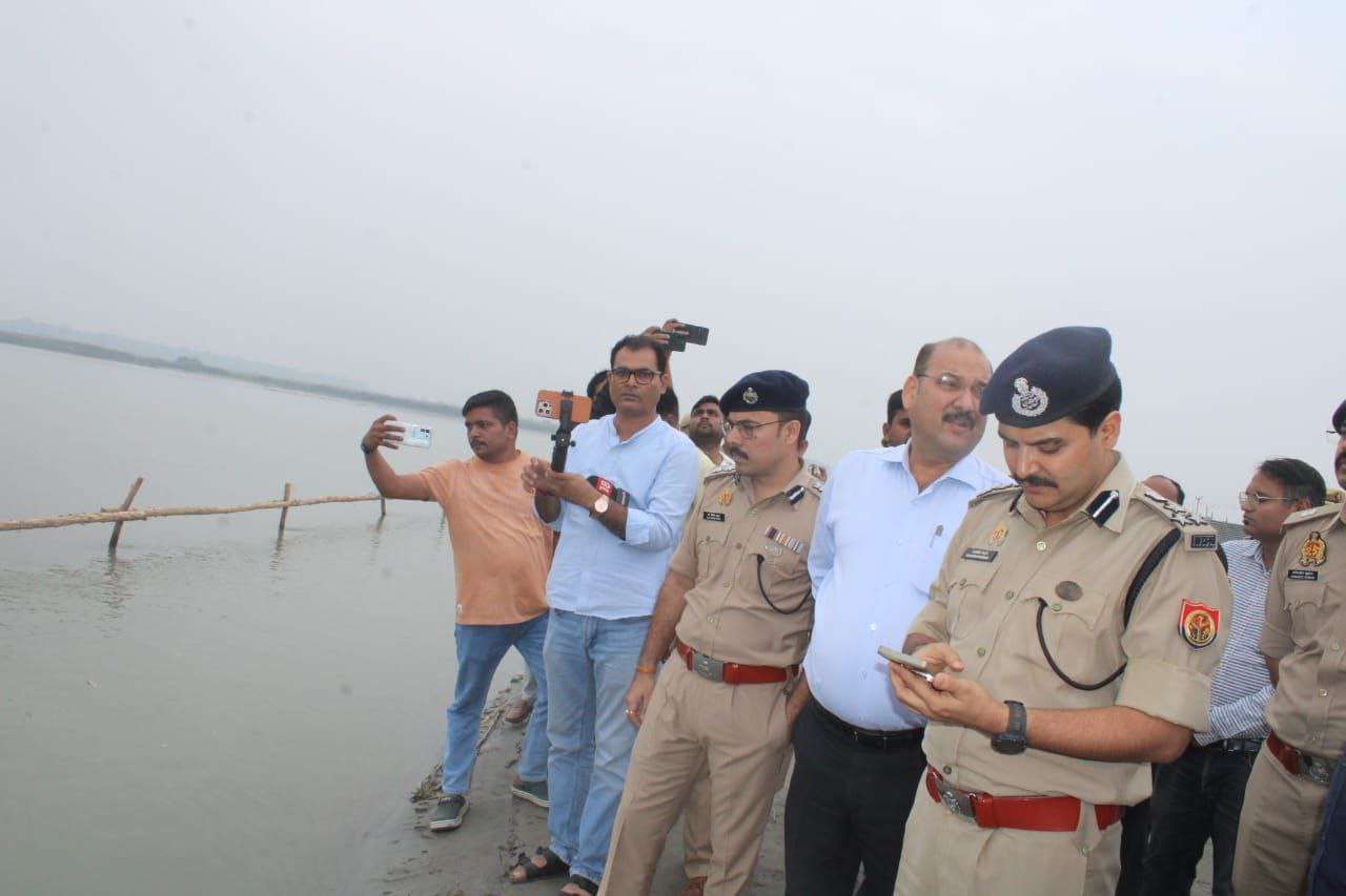 मेरठ में डीआईजी ने मखदूमपुर गंगा घाट मेले की तैयारियों का लिया जायजा, दिए आवश्यक दिशा-निर्देश