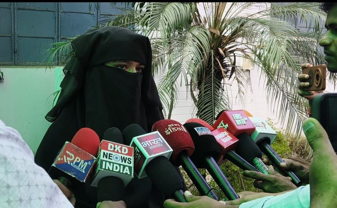 मेरठ में महिला ने ससुर पर लगाया दुष्कर्म का आरोप, SSP कार्यालय पहुंचकर मांगा न्याय