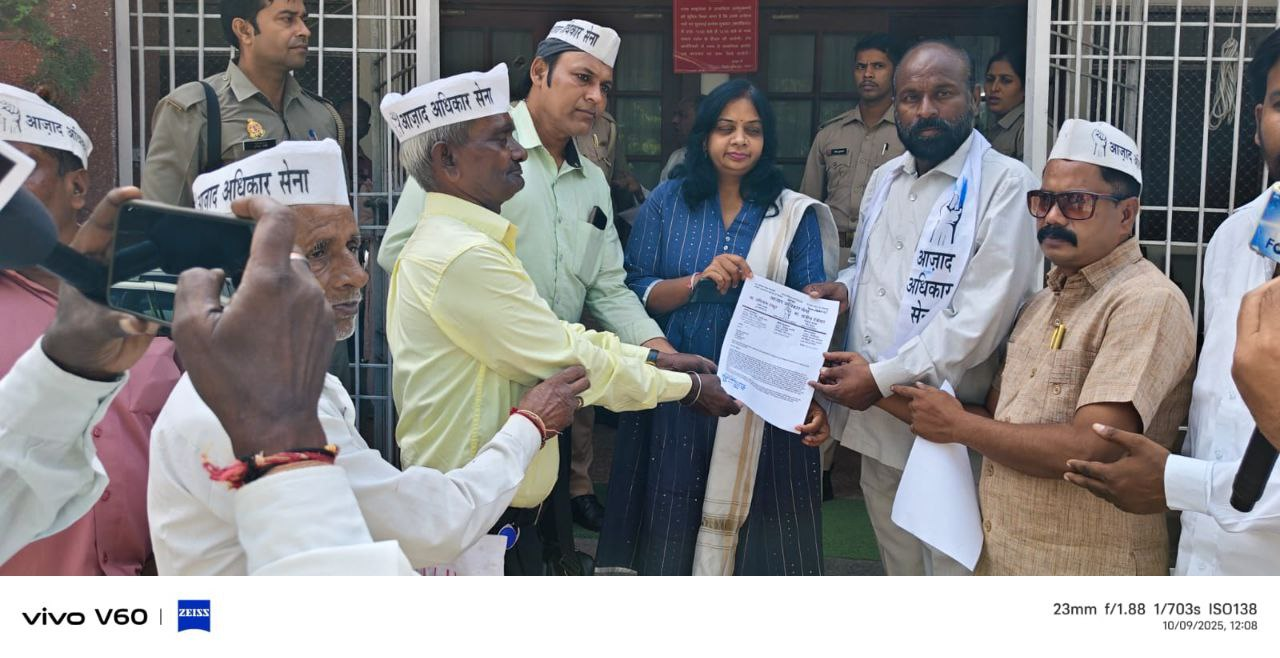 मेरठ में आज़ाद अधिकार सेना का प्रदर्शन, यूपी में राष्ट्रपति शासन की मांग