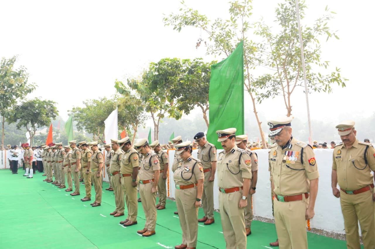 मेरठ में पुलिस स्मृति दिवस 2025 पर वीर शहीदों को श्रद्धांजलि