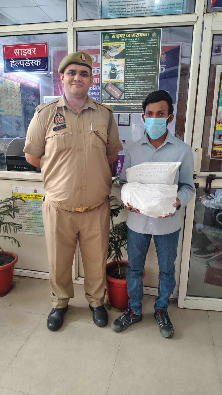 नोएडा में 3 किलो चरस के साथ युवक गिरफ्तार, कीमत 1.5 करोड़; साथी फरार