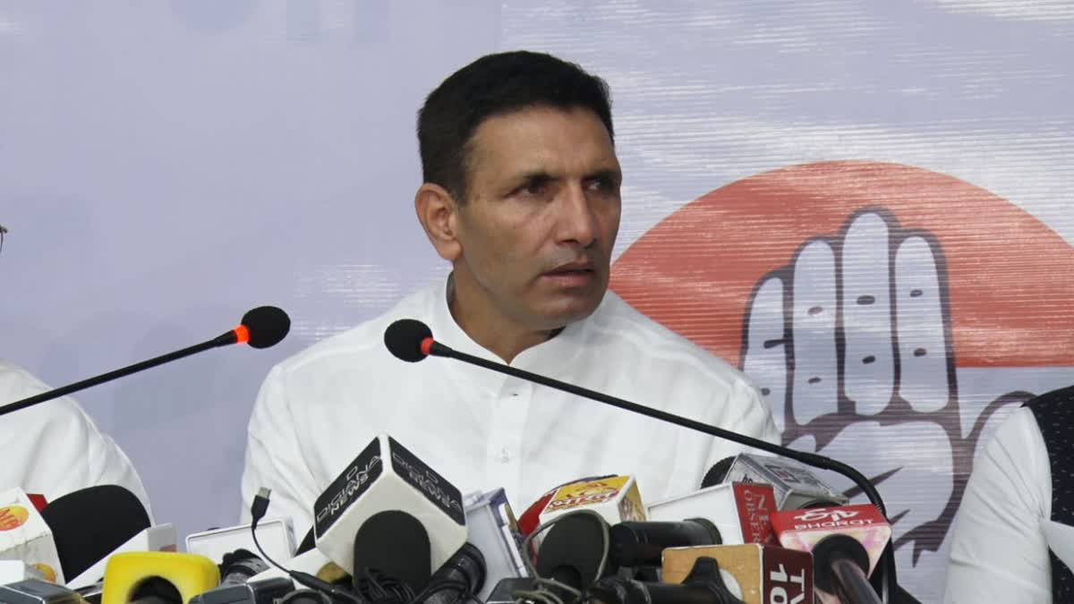 मध्य प्रदेश में ओबीसी आरक्षण मामले में सुप्रीम कोर्ट की सुनवाई टली, सरकार और कांग्रेस में सियासी तकरार