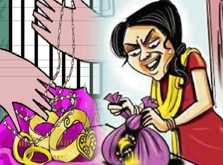 नोएडा में बिजनेसमैन के घर से घरेलू सहायिका लाखों की चोरी कर फरार
