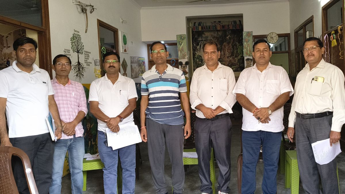 टीईटी बाध्यता पर शिक्षकों में नाराजगी: एससी/एसटी टीचर्स एसोसिएशन की बैठक में उठी मांग; पुराने शिक्षकों को मिले छूट