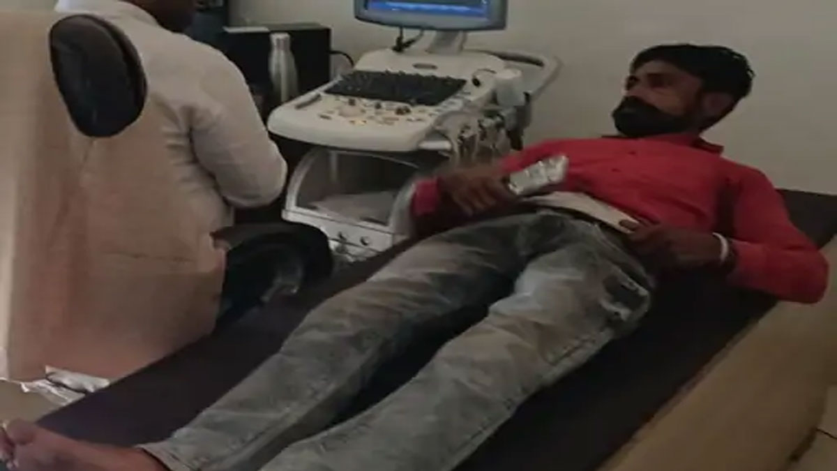 रामपुर में ‘बिना डॉक्टर’ चल रहा था अल्ट्रासाउंड सेंटर: एसडीएम के छापे में खुला फर्जीवाड़ा, मौके से जब्त हुए दस्तावेज
