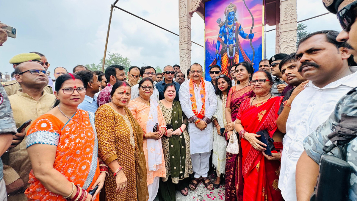 रामपुर में श्री राम चौक का भव्य उद्घाटन, राजस्थानी पत्थरों की बारीक कारीगरी और पुख्ता सुरक्षा के साथ शहर का नया आकर्षण
