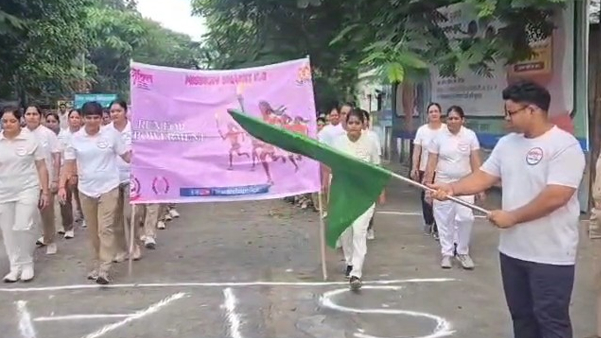अमरोहा में दौड़ी ‘रन फॉर एंपावरमेंट’, मिशन शक्ति 5.0 से गूंजा महिला सशक्तिकरण का संदेश