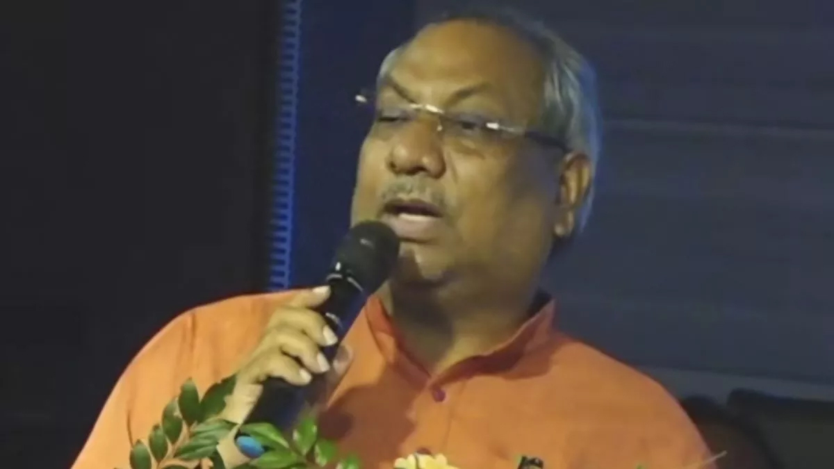 संभल में बनेगा निषादराज स्मारक: सभी पट्टों की जांच के निर्देश, कल्कि महोत्सव में बोले मत्स्य मंत्री संजय प्रसाद