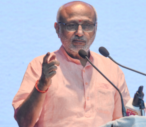 'बाढ़ हो या भूकंप... सेवा परमो धर्म के आदर्श से प्रेरित है संघ', उपराष्ट्रपति सीपी राधाकृष्णन ने की प्रशंसा