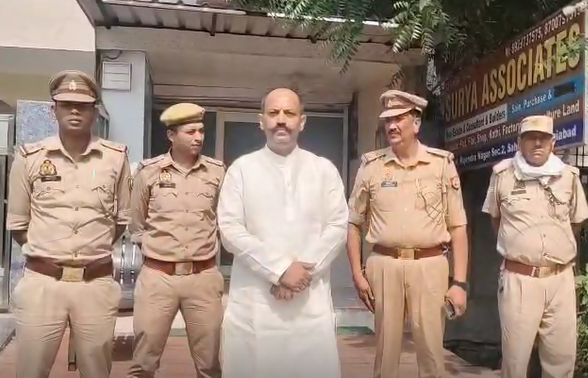 गाजियाबाद में साहिबाबाद पुलिस ने हिंदू रक्षा दल अध्यक्ष को किया हाउस अरेस्ट