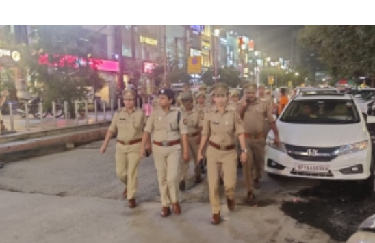 यूपी में एंटी रोमियो स्क्वायड बना सुरक्षा का प्रतीक, महिलाओं के सम्मान और सुरक्षा का संदेश