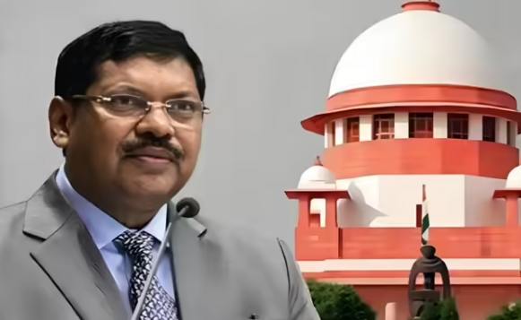 मुख्य न्यायाधीश पर जूता फेंकने वाले वकील का लाइसेंस निलंबित, बार काउंसिल ने की कड़ी कार्रवाई