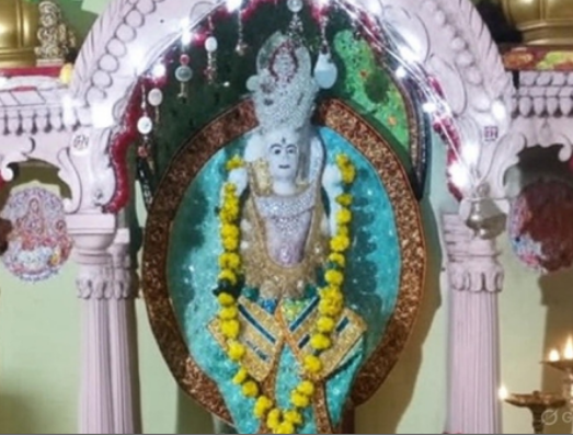 धनतेरस पर इंदौर का धन्वंतरि मंदिर: जब डॉक्टर भी भगवान से करवाते हैं दवाओं की सिद्धि
