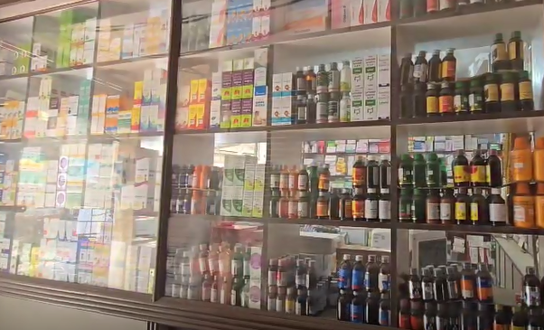 गाजियाबाद नई बस्ती में कोल्ड्रिफ सिरफ को लेकर हड़कंप, बिक्री पर रोक लगाई गई