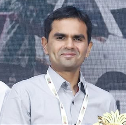 'बैड्स ऑफ बॉलीवुड' पर विवाद: समीर वानखेड़े की याचिका पर शाहरुख की कंपनी और नेटफ्लिक्स को हाईकोर्ट का समन