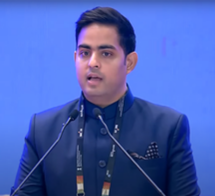 सार्वजनिक जीवन में पीएम मोदी के 25 वर्ष पूरे होने पर बोले आकाश अंबानी, हम भाग्यशाली हैं कि हमें उनके जैसा नेता मिला 