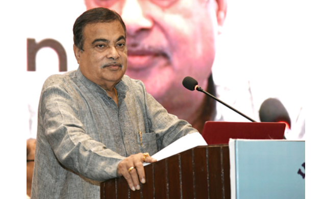 भारत 2027 तक 5 ट्रिलियन डॉलर की अर्थव्यवस्था बनेगा - नितिन गडकरी