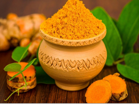 हल्दी: सिर्फ मसाला नहीं, रोगों से लड़ने वाली प्राकृतिक औषधि है ‘हरिद्रा’