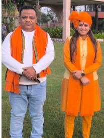मशहूर सनातनी गायिका कवि सिंह प्रहलाद पाहुजा से मिलने पहुंची, मुजफ्फरनगर में ‘सनातनी यात्रा’ को लेकर हुई चर्चा