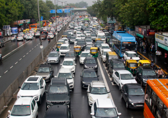 GST 2.0 का असर: 41% भारतीय अगले 3-4 महीनों में गाड़ी खरीदने की बना रहे योजना
