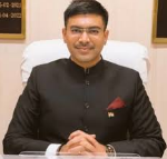 सहारनपुर जिलाधिकारी ने किसानों से अपील की फसल अवशेष न जलाएं, कम्पोस्ट खाद बनाएं