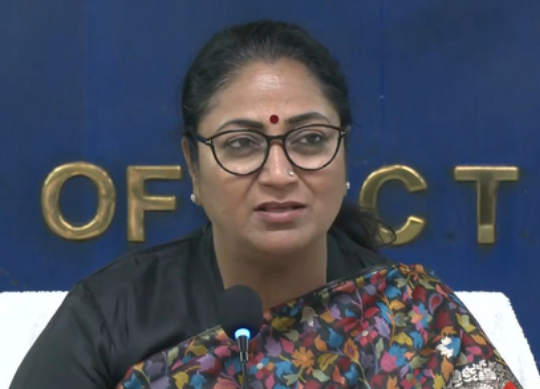 दिल्ली में यमुना घाटों पर छठ पूजा की अनुमति, सरकार बनाएगी 17 मॉडल घाट और कराएगी 200 सांस्कृतिक कार्यक्रम