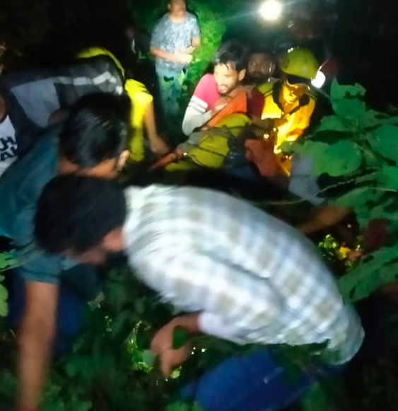 उत्तराखंड के टिहरी में बारातियों की कार खाई में गिरी, तीन की मौत, दो गंभीर घायल