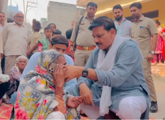 ग्रेटर नोएडा में दलित युवक की मारपीट के बाद मौत, 9 दिनों तक चला इलाज, एमएलए ने परिवार की योगी से कराई बात