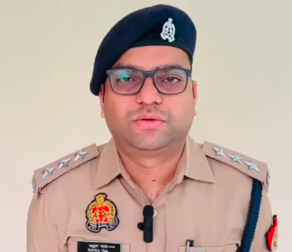 गाजियाबाद के तुलसी निकेतन में फ्लैट में आग, महिला और छह वर्षीय बच्ची अचेत अवस्था में मिलीं