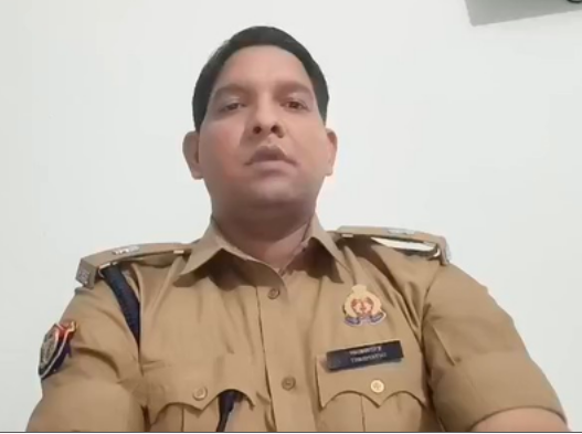 बस्ती में मंदिर से लौट रहे दलित परिवार पर हमला, पुलिस ने दर्ज किया मुकदमा, आरोपियों की तलाश जारी