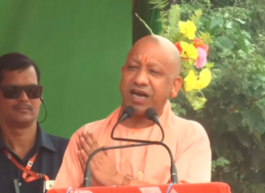 सीएम योगी का सीवान में हमला: शहाबुद्दीन के बेटे पर तंज, ‘जैसा नाम, वैसा काम’