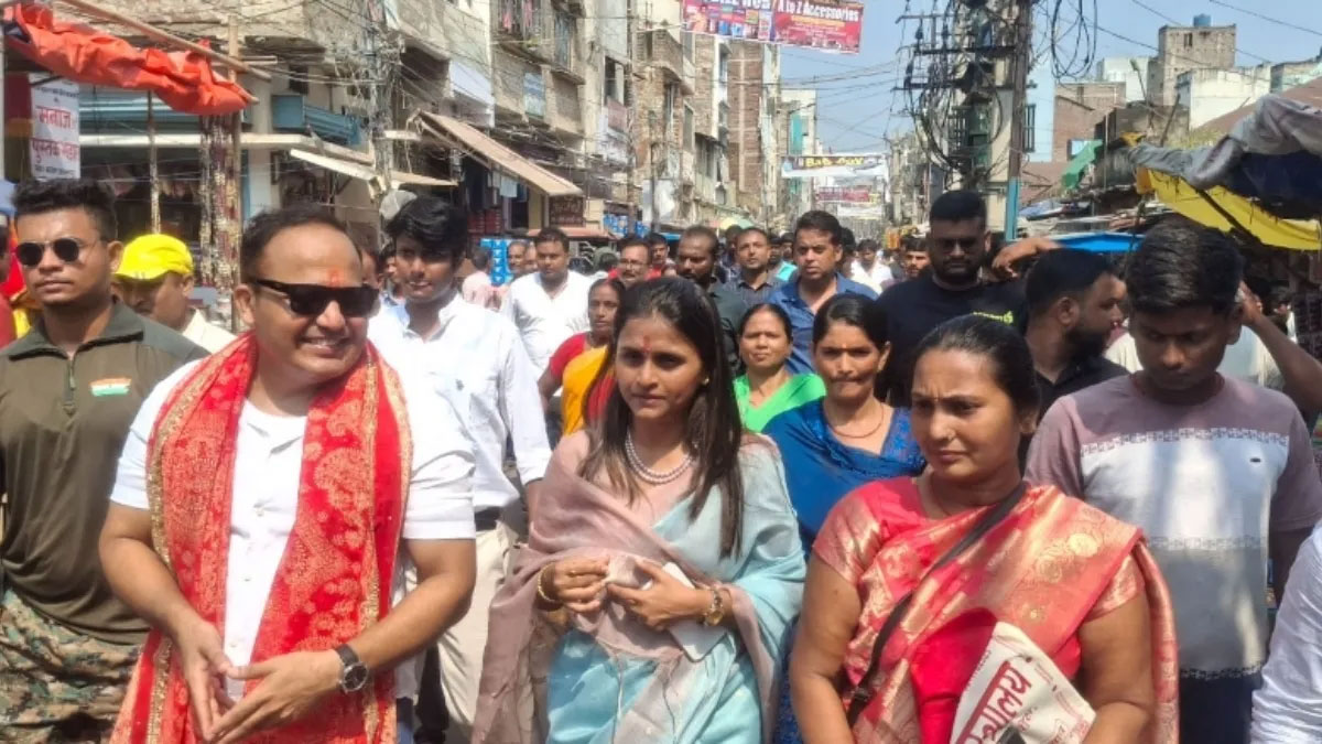 सेवा से राजनीति की राह पर शिवदीप लांडे - जमालपुर से भरा निर्दलीय नामांकन, जनता से मांगा आशीर्वाद