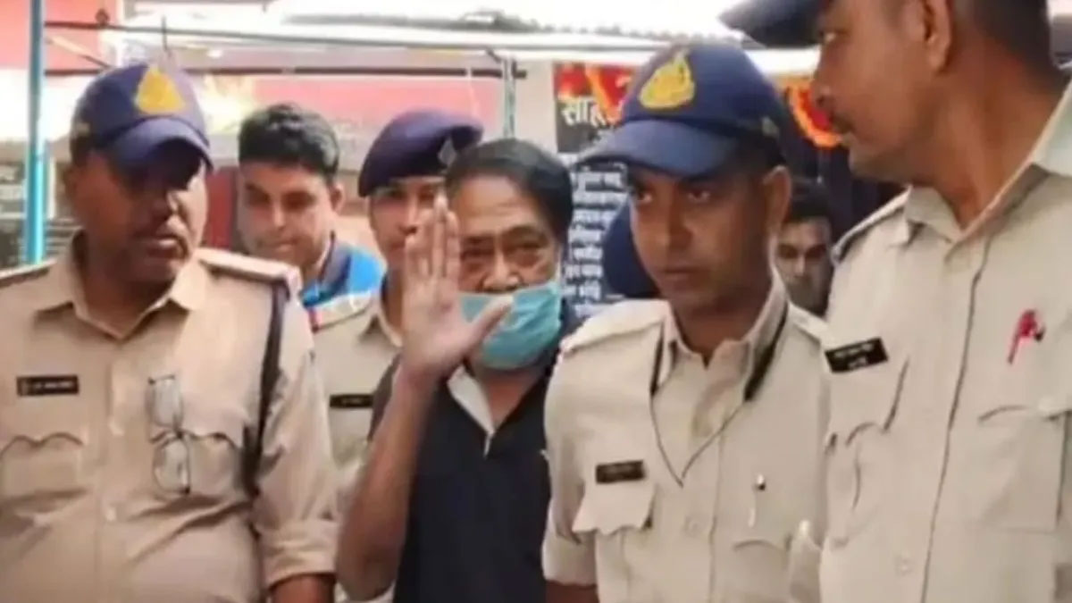 जहरीले कफ सीरप कांड का आरोपित रंगनाथन कोर्ट में मुस्कराता रहा - 24 मासूमों की मौत पर भी नहीं झलकी कोई शर्म