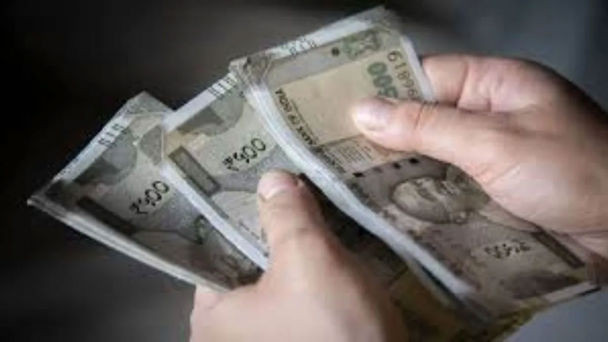 20 करोड़ से नहीं, अब नियमों से चलेगा शिक्षा विभाग - 1289 प्रधानाध्यापकों का वेतन रोका, बीएसए अलका शर्मा की सख्त कार्रवाई