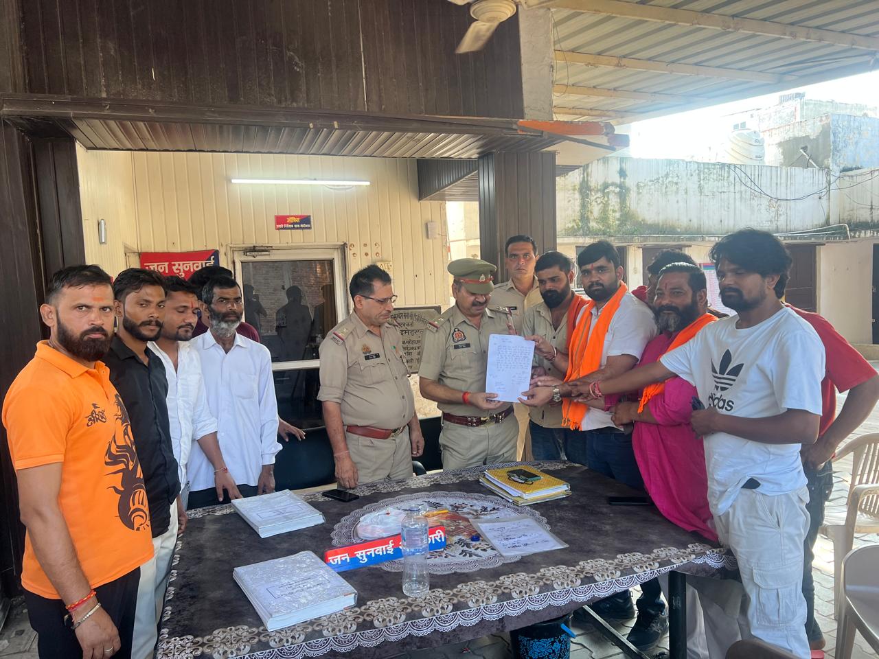 गाजियाबाद में “आई लव मोहम्मद” लिखकर सोशल मीडिया पर माहौल बिगाड़ने की कोशिश, पुलिस ने आरोपी को किया गिरफ्तार 