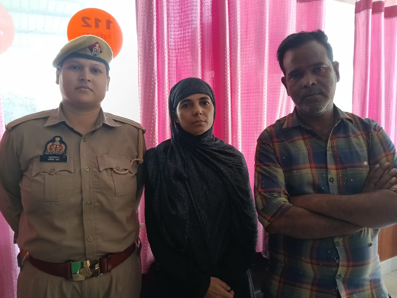 मिशन शक्ति की त्वरित कार्रवाई: यमुना नदी में आत्महत्या करने जा रही महिला और बच्चे को बचाया
