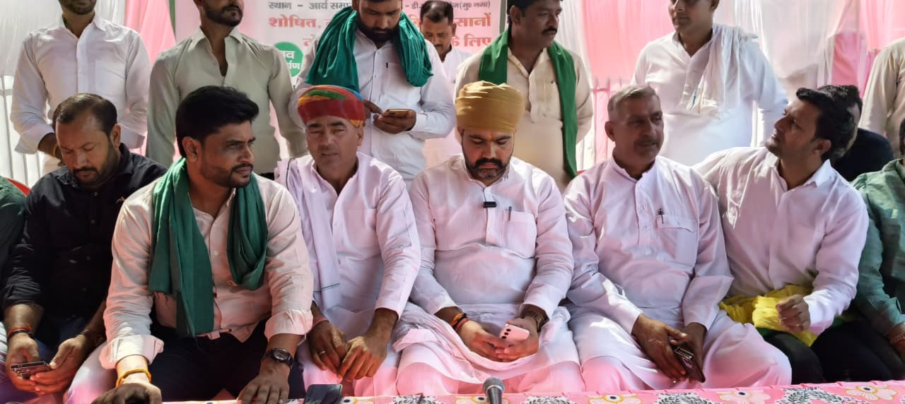 मुज़फ्फरनगर में ठाकुर दीपक सोम ने किया 'भारतीय किसान यूनियन सेवक' का गठन, बोले– ईमानदारी से होगा किसानों का संघर्ष