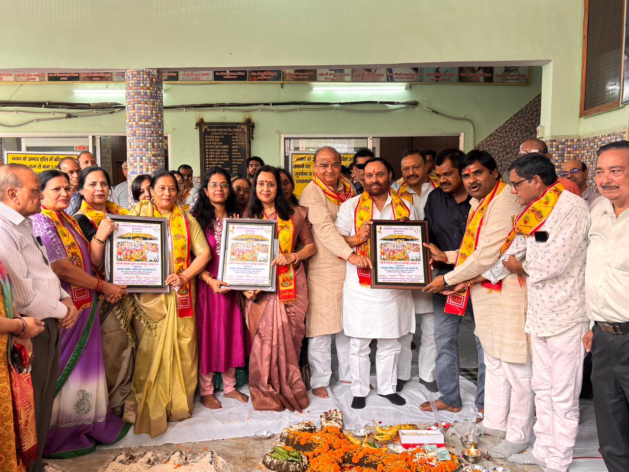 मुजफ्फरनगर में दीपावली के अवसर पर राजवंशी धर्मशाला में भव्य गोवर्धन पूजा