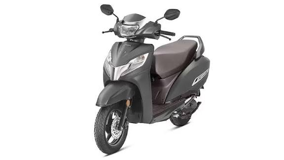 Honda Activa 2025: भारत की सबसे भरोसेमंद स्कूटर बनी और भी स्मार्ट, जानिए नए मॉडल की पूरी जानकारी