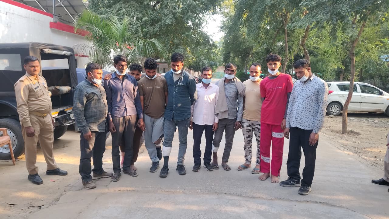 मुज़फ़्फरनगर में खेतों से ट्रांसफार्मर चोरी करने वाले गैंग का पर्दाफाश, पुलिस ने 10 बदमाशों को किया गिरफ्तार