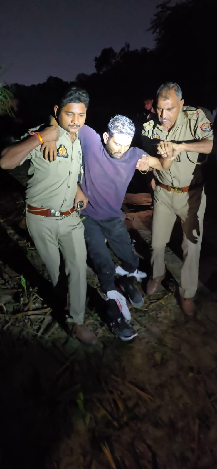 गाजियाबाद में गौकशी करने आए तीन आरोपी गिरफ्तार, एक पुलिस मुठभेड़ में घायल