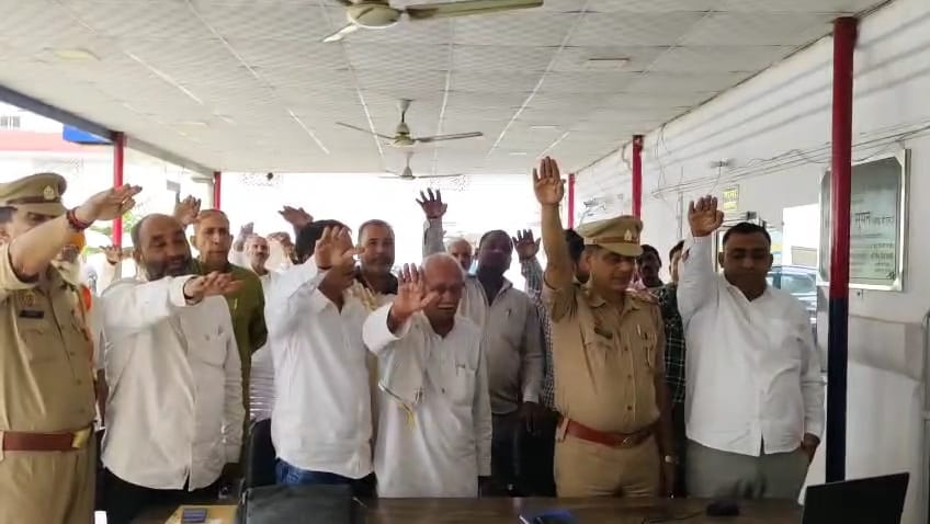 मुजफ्फरनगर पुलिस ने ग्रामीणों को दिलावाई‘अपराध ना करने’ की शपथ, कार्तिक पूर्णिमा मेला सुरक्षित होगा