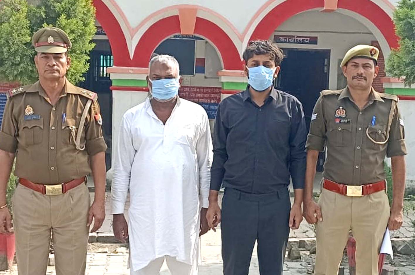 सहारनपुर में फर्जी कागजात से भूमि बेचने वाले दो वांछित आरोपी गिरफ्तार, जेल भेजा गया